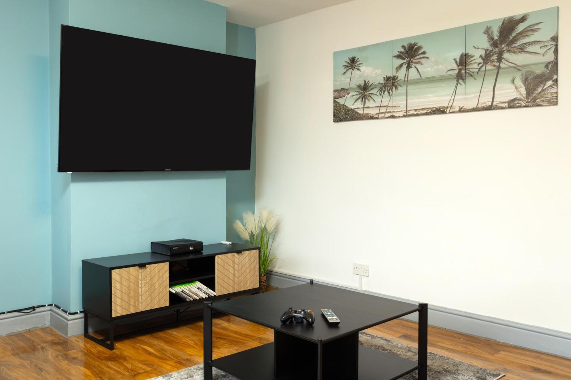Comfortable 3 Bedrooms Leeds Beach House - Ideal For Family And Contractors - Free Parking For 2 Cars Ngoại thất bức ảnh